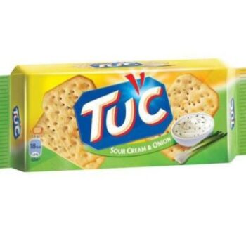 Печеные TUC со сметаной и луком 100г