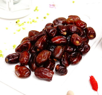 Mehe Dates финики в упаковке
