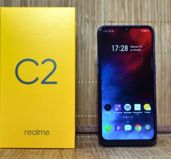 Смартфон realme C2 3/32GB
