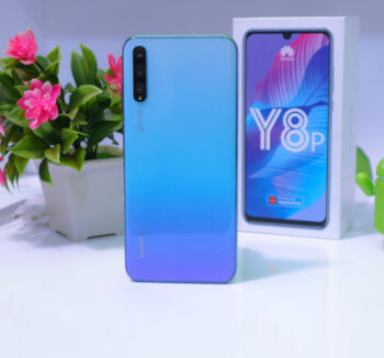 Смартфон HUAWEI Y8P 4/128GB Blue